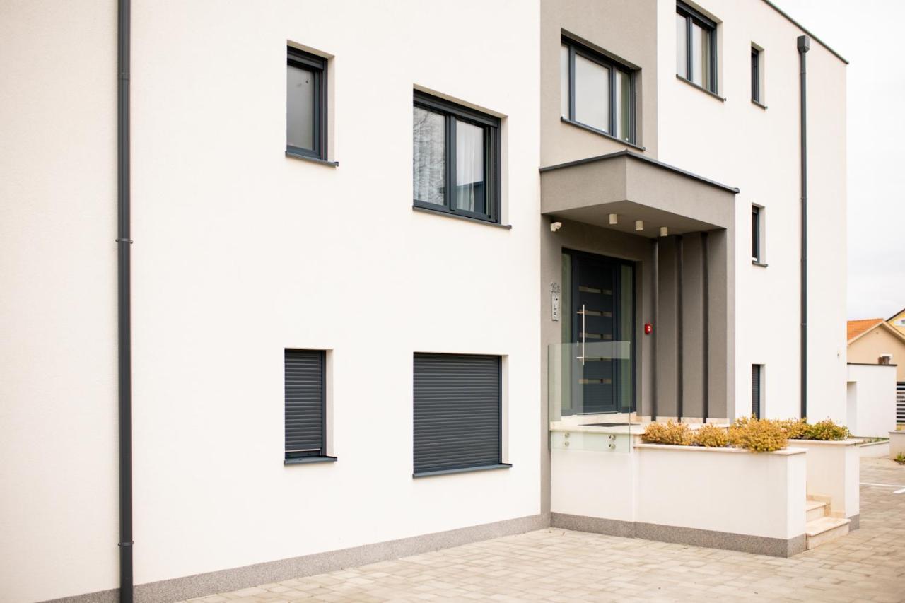 Apartment Muzini Malinska Exterior foto